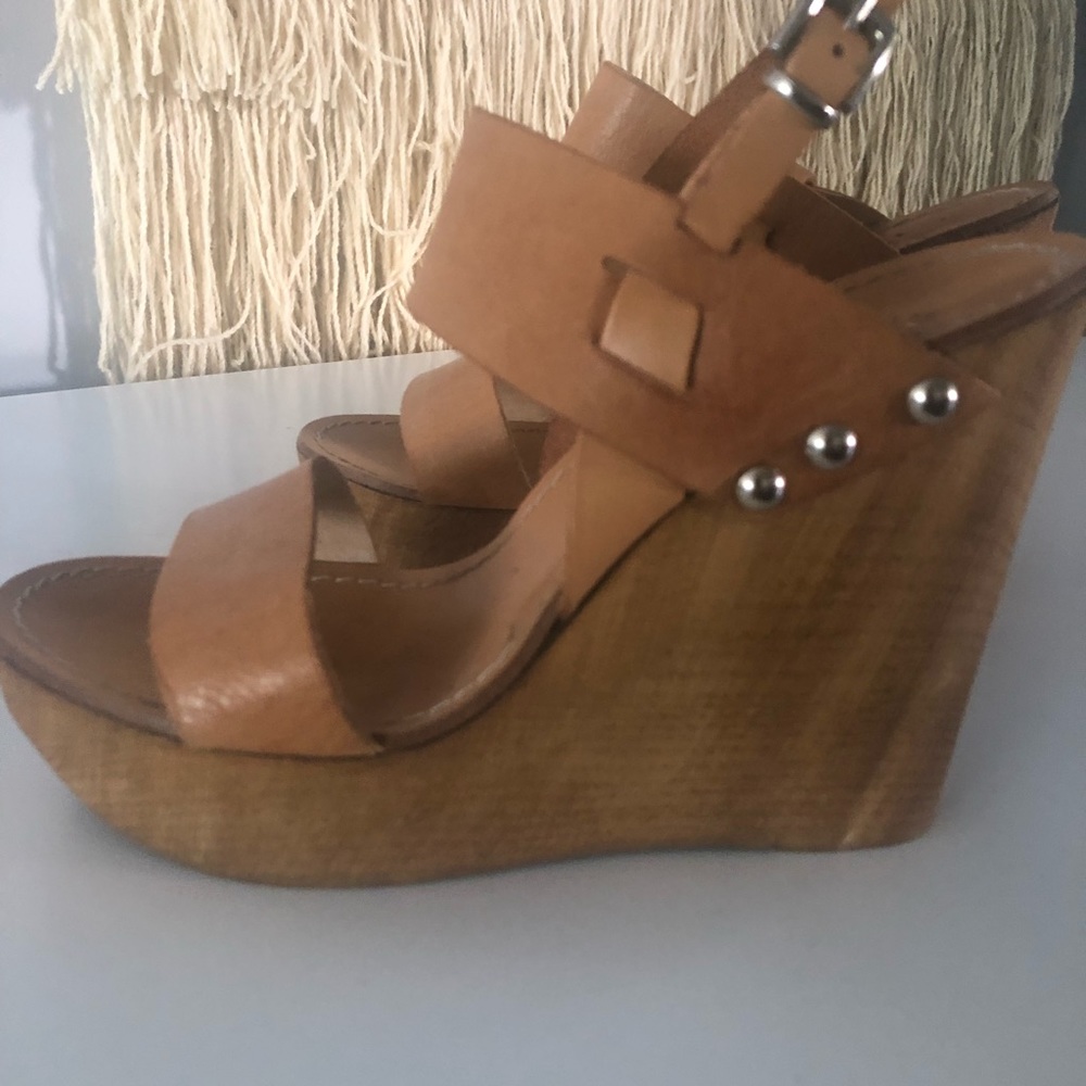 Leather and wood wedges
